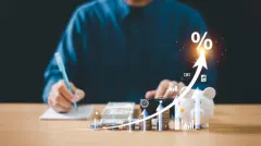The Pros and Cons of High-Yield Savings Accounts vs. CDs