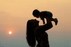 Things I Wish Someone Had Told Me Before Becoming a Mom